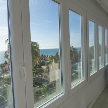 A&C Vistas Al Mar Luxury Apartment Torre Del Mar Bagian luar foto
