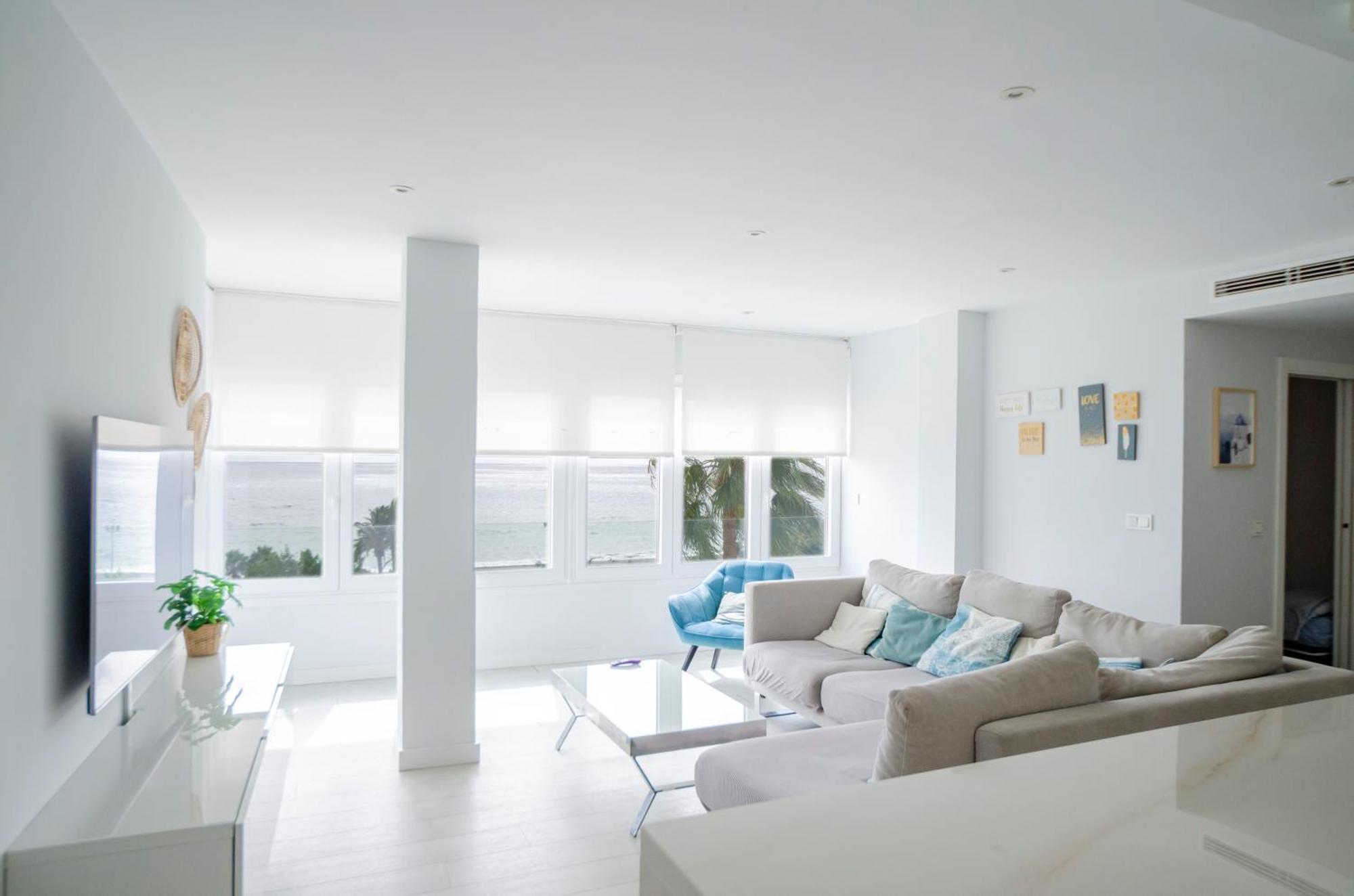 A&C Vistas Al Mar Luxury Apartment Torre Del Mar Bagian luar foto